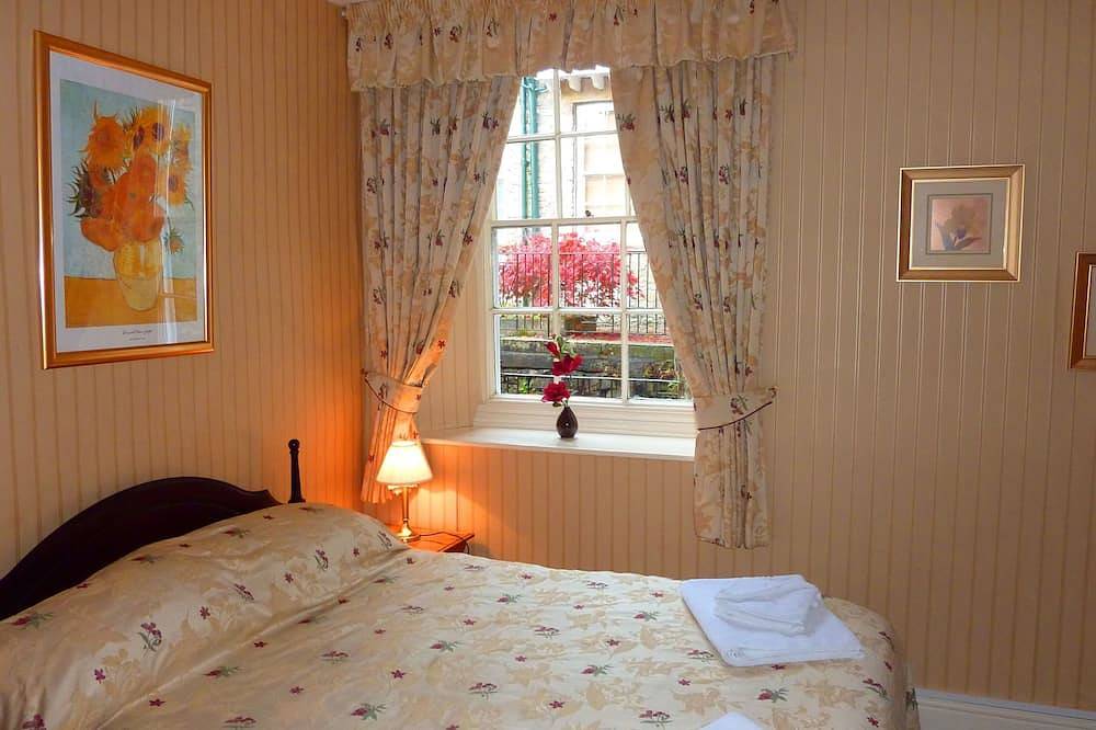 Entire apartment, Orton Hall, Royalist Suite in Yorkshire Dales National Park