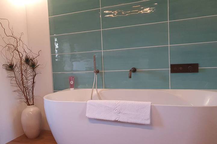 Alojamiento y desayuno para 2 personas, con jardín y piscina - 1