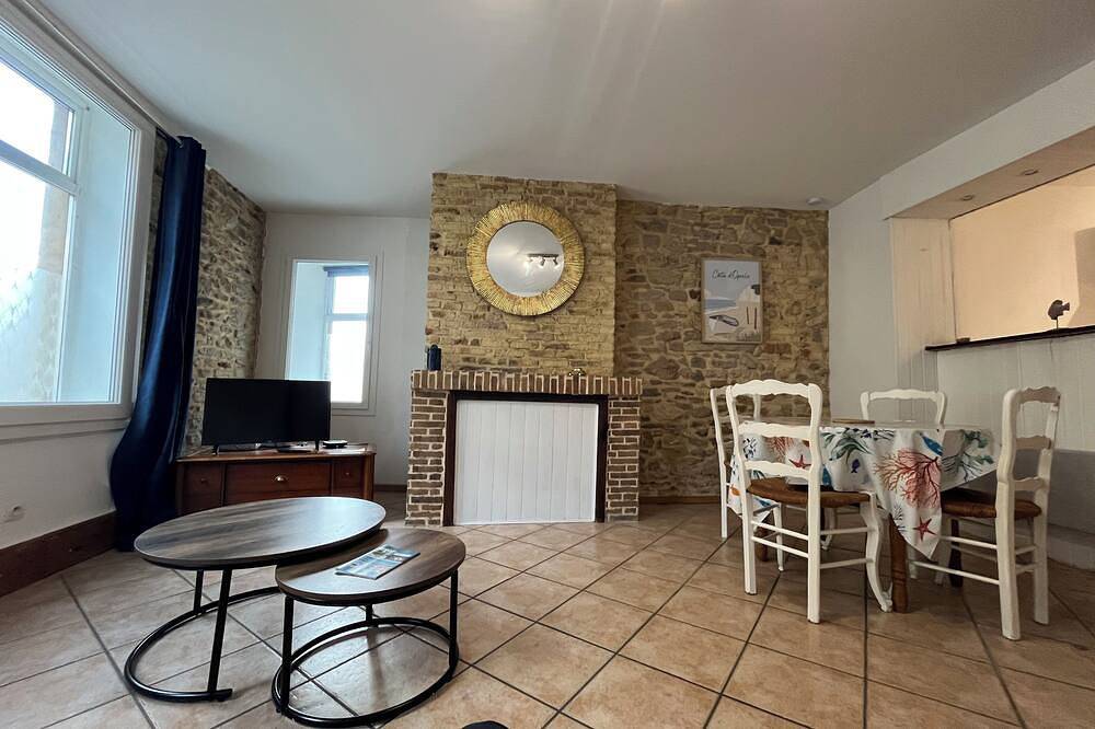 Located 2 km from Wimereux's first beach. Pets welcome! in Wimille, Boulogne-sur-Mer region