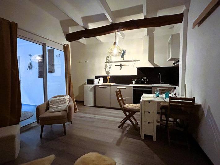 Gîte pour 4 personnes dans Office De Tourisme De Bormes Les Mimosas - Le Port - 3