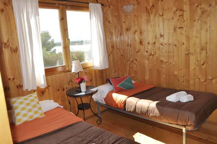 Location de vacances pour 3 personnes, avec vue et piscine ainsi que bassin pour enfant et jardin à Alcañiz - 3