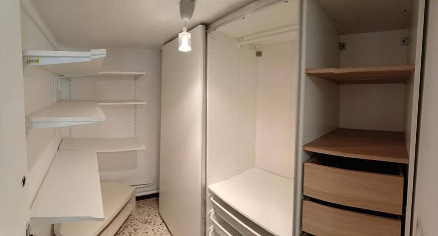 Gîte pour 2 personnes, avec jardin ainsi que piscine et vue à Nîmes - 3