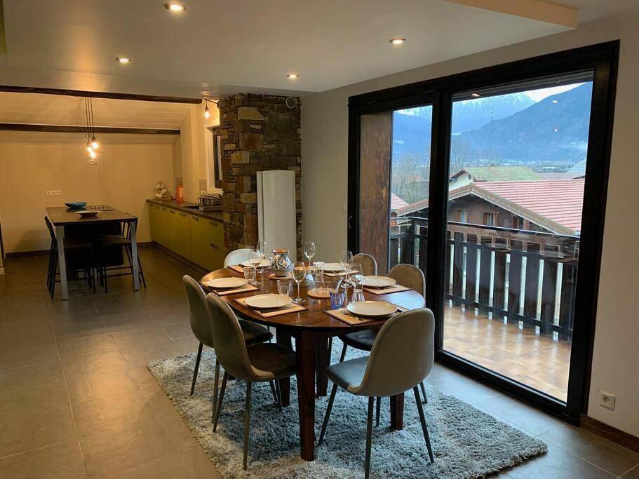 Appartement entier, Three-Bedroom Apartment in Domancy, Pays du Mont-Blanc