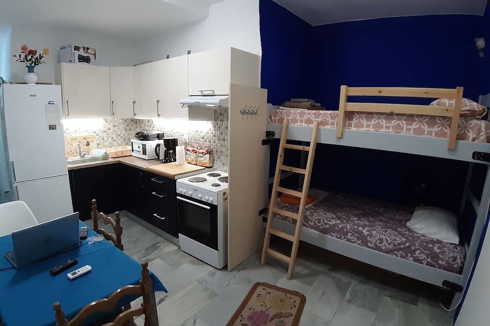 Paros Griechenland Altes traditionelles Inselhaus in Πρόδρομος, Paros
