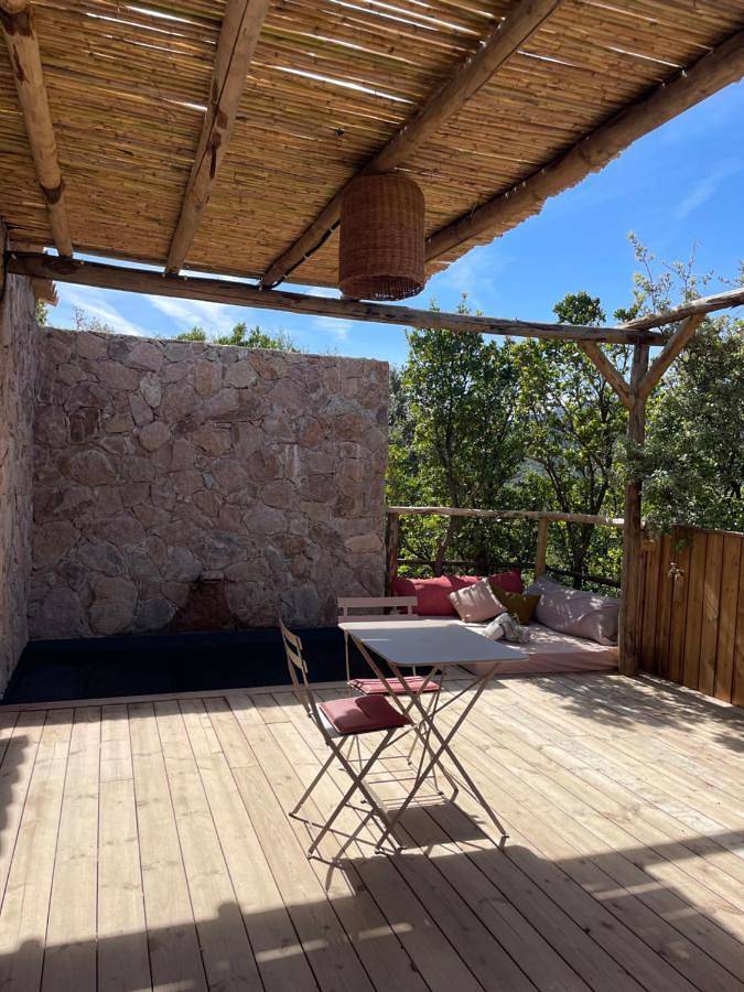 Maison d’hôte pour 2 personnes, avec vue ainsi que piscine et jardin à Sotta - 4