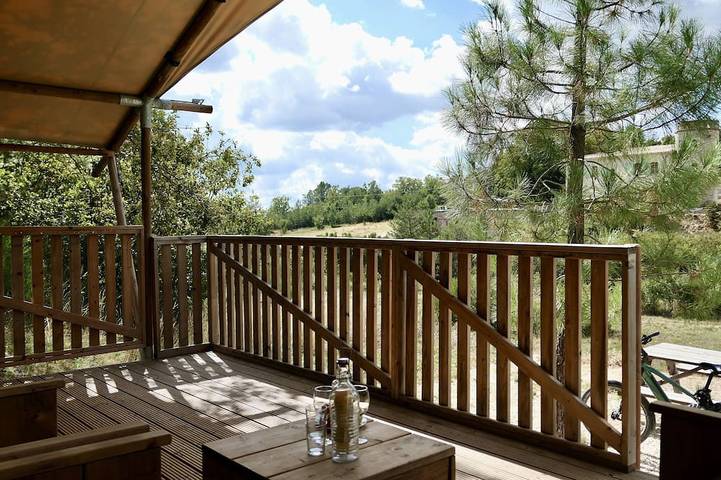 Chalet pour 6 personnes, avec Terrasse et Jardin