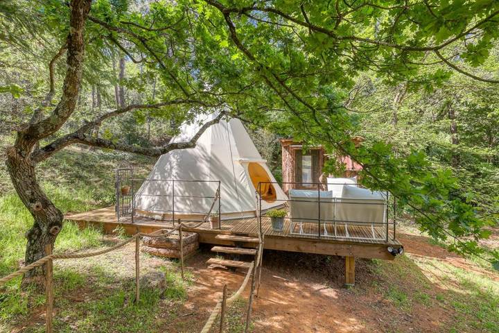 Tente pour 4 personnes, avec vue ainsi que jardin et terrasse dans le Vaucluse - 3