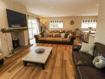 Cottage for 12 People in Cumbria, North West England, Photo 1