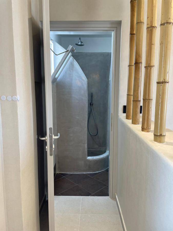 Maison d’hôte pour 2 personnes, avec terrasse et jardin à Thera - 4