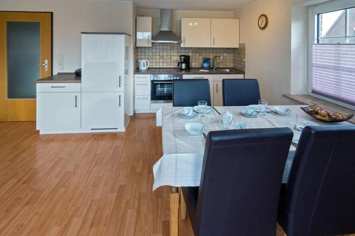 Ferienwohnung für 4 Personen, mit Balkon in Norddeich, Norden-Norddeich