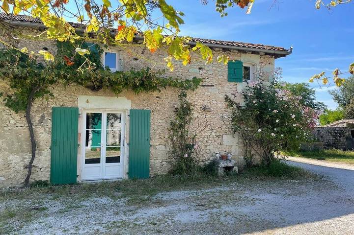 Maison d’hôte pour 10 personnes, avec jardin à Grézac