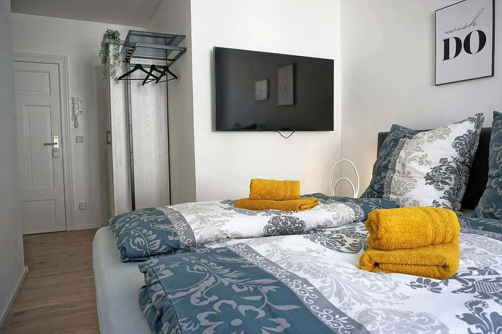 Ganze Wohnung, Willkommen im Hogulu - Haus 1, Appartement 8 in Brandenburg an der Havel! in Brandenburg an der Havel