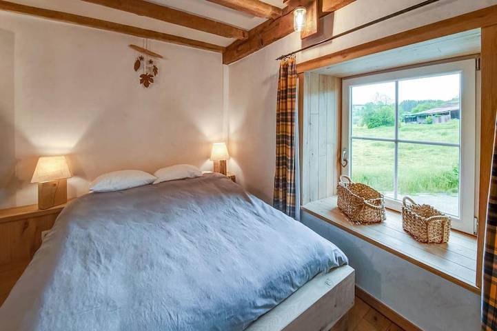 Location de vacances pour 8 personnes, avec jardin et terrasse à Léglise - 3