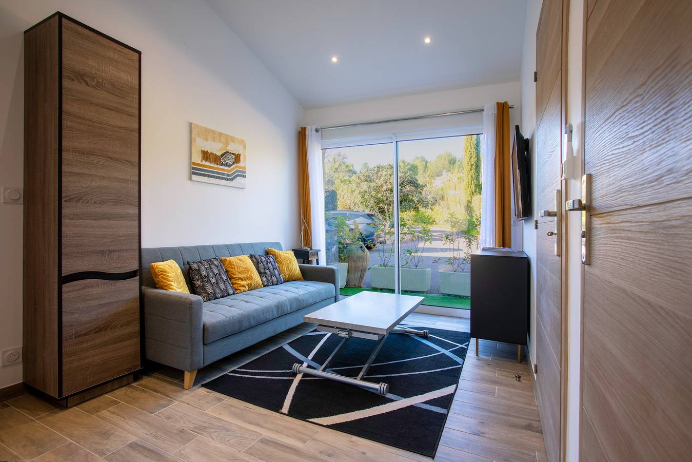 Apartamento entero, Apartamento vacacional "Clos Saint Jean" con piscina, terraza privada y Wi-Fi in Roquebrune-sur-Argens, Costa mediterránea (Francia)