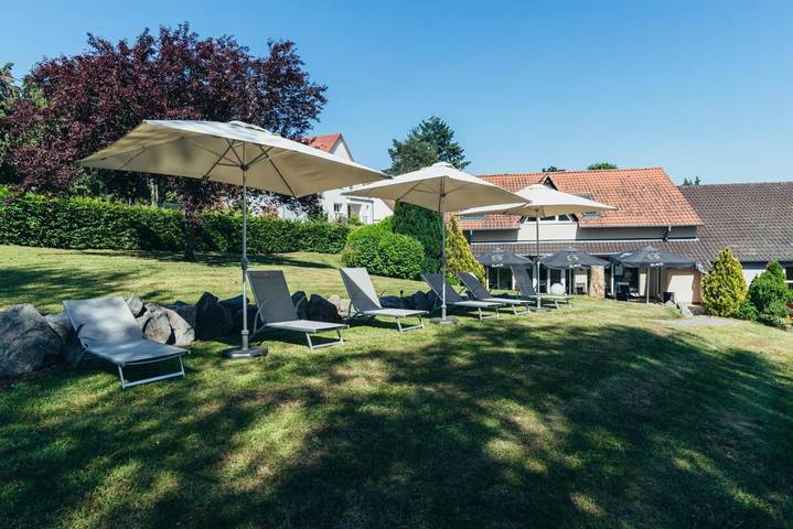 Hôtel pour 2 personnes, avec piscine et jardin ainsi que sauna et jacuzzi, animaux acceptés à Birkenwald - 2