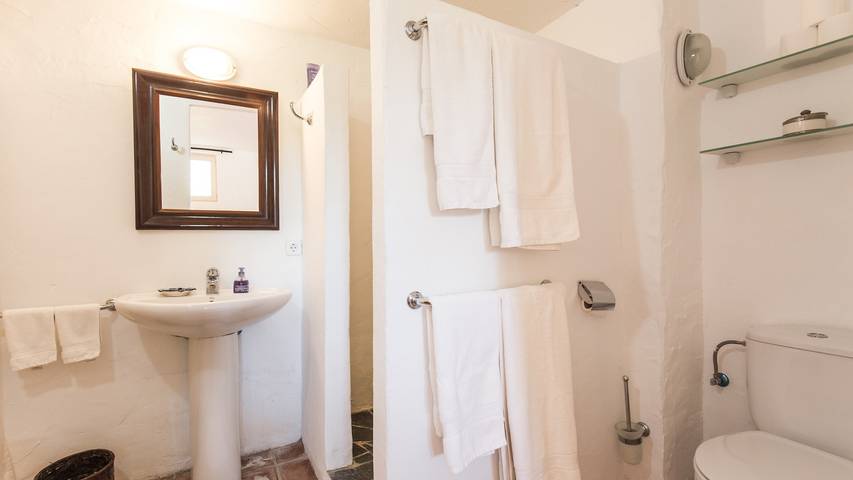 Casa rural para 12 personas, con jardín y vistas al mar en San Rafael de Sa Creu