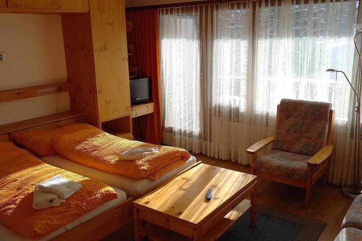 Ganze Wohnung, Palüda Sun 7 Appartement/Fewo, Dusche oder Bad, Wc 1-Zimmerwohnung in Flüelapass, Davos