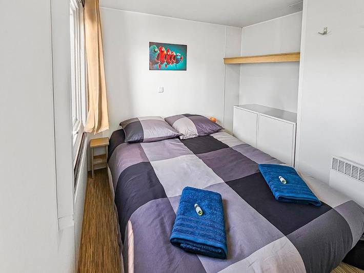 Location de vacances pour 6 personnes, avec piscine et jardin ainsi que jacuzzi et bassin pour enfant, animaux acceptés à Litteau - 3