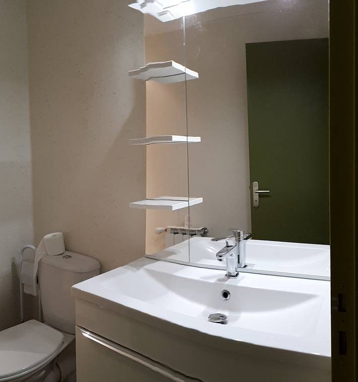 Chambre d’hôte pour 2 personnes, avec jardin, animaux acceptés dans le Cantal - 3