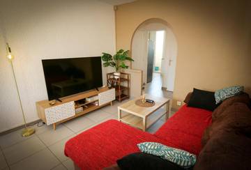 Gîte pour 7 personnes, avec terrasse à Marignane