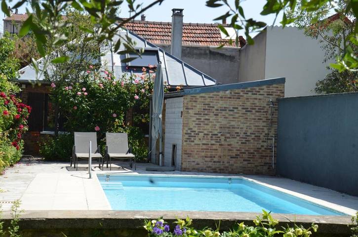 Appartement de vacances pour 2 personnes, avec Terrasse ainsi que Jardin et Piscine