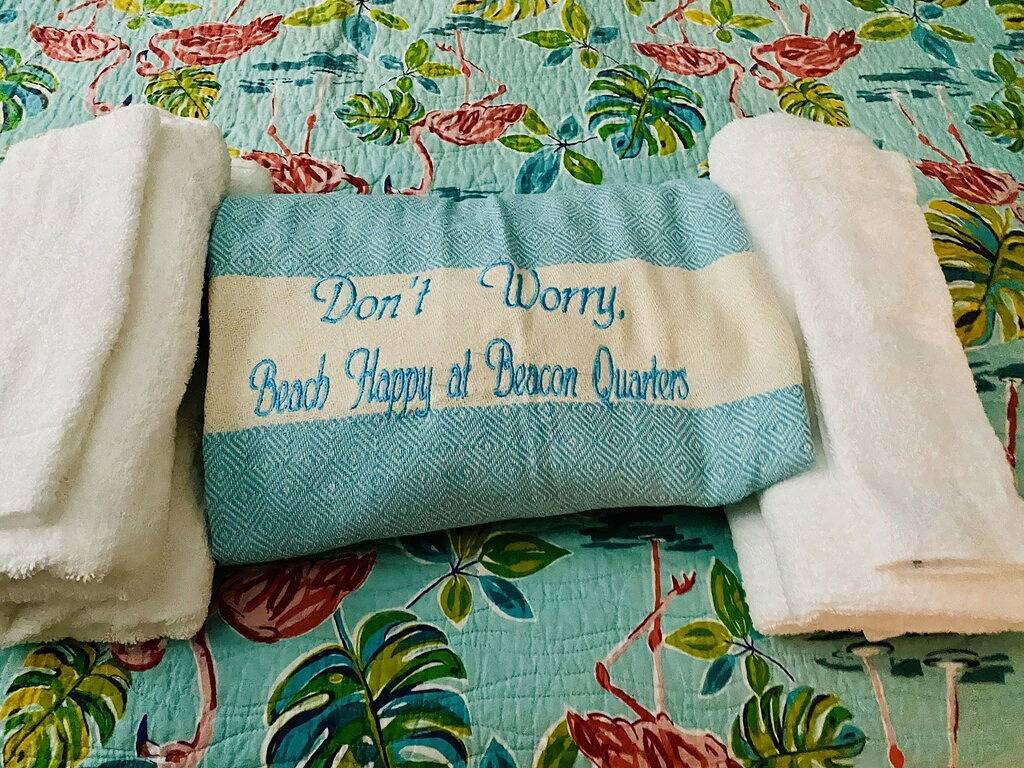 Ganze Wohnung, Don’t Worry, Beach Happy at Beacon Quarters in Corolla, Currituck County