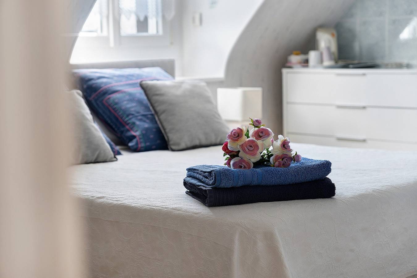 Chambre d’hôtes « La Marine » avec terrasse partagée, jardin commun et Wi-Fi in Saint-Méloir-des-Ondes, Baie du Mont-Saint-Michel