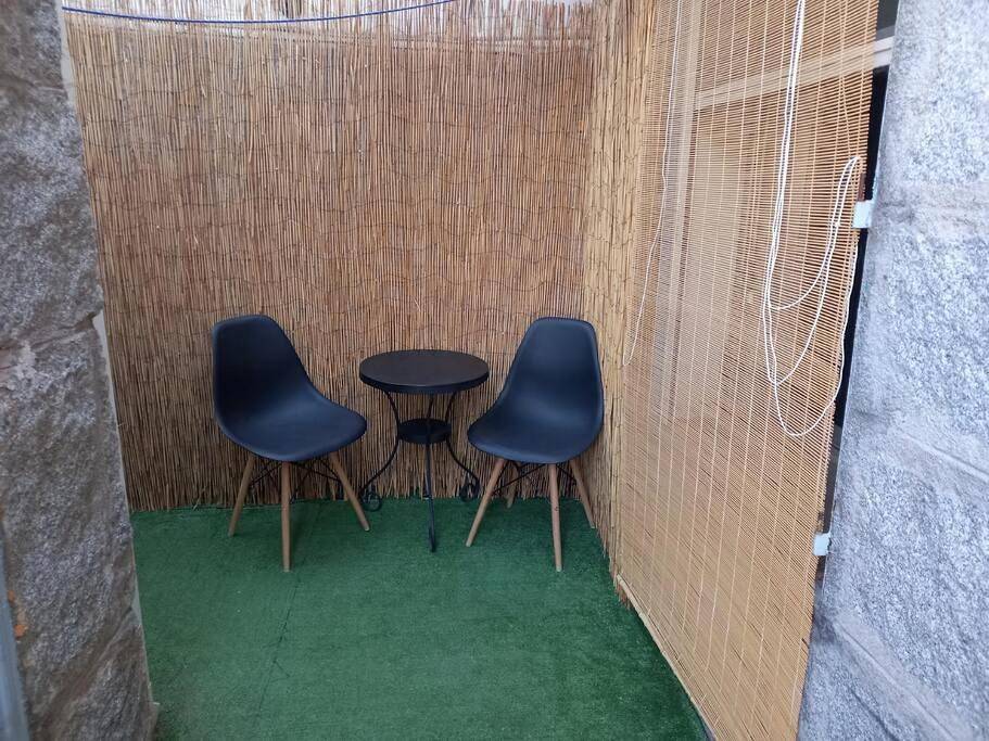 Apartamento entero, Acogedora casita loft de piedra con piscina compartida in Becerril de la Sierra, Provincia de Madrid