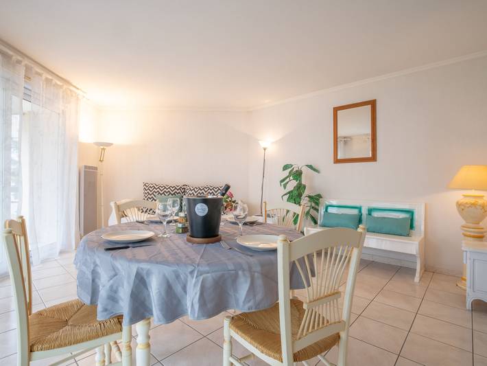 Gîte pour 4 personnes, avec bassin pour enfant ainsi que jardin et terrasse à Fréjus - 2