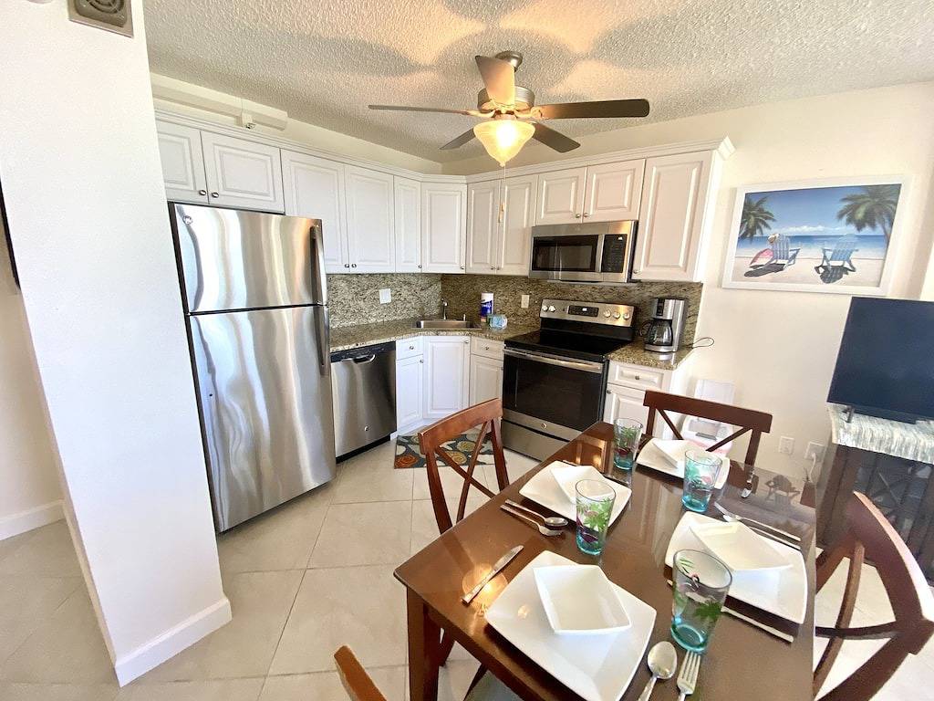 Ganze Wohnung, Estero Beach & Tennis Club # 406A in Fort Myers Beach, Estero Island