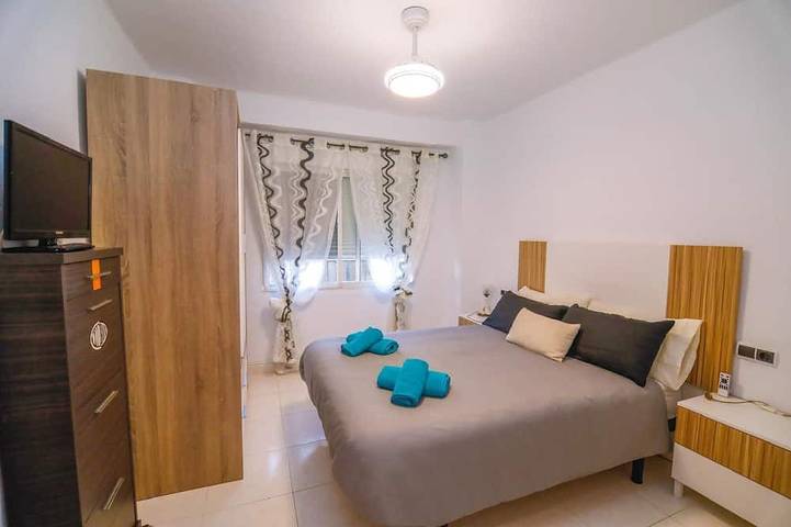 Entire apartment, Fuente de Piedra Apartment in Torre del Mar, Vélez-Málaga