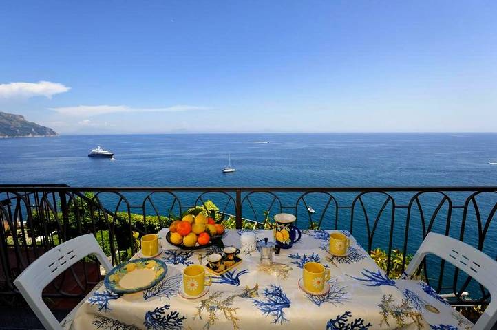 Gîte pour 2 personnes, avec balcon et vue à Castiglione