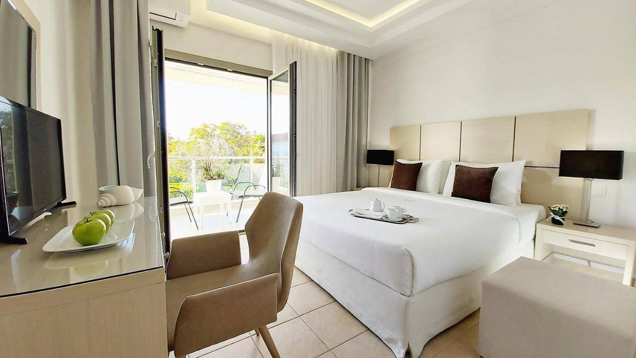 Akrogiali Exclusive Hotel (Adults Only) in Polychrono, Cassandra
