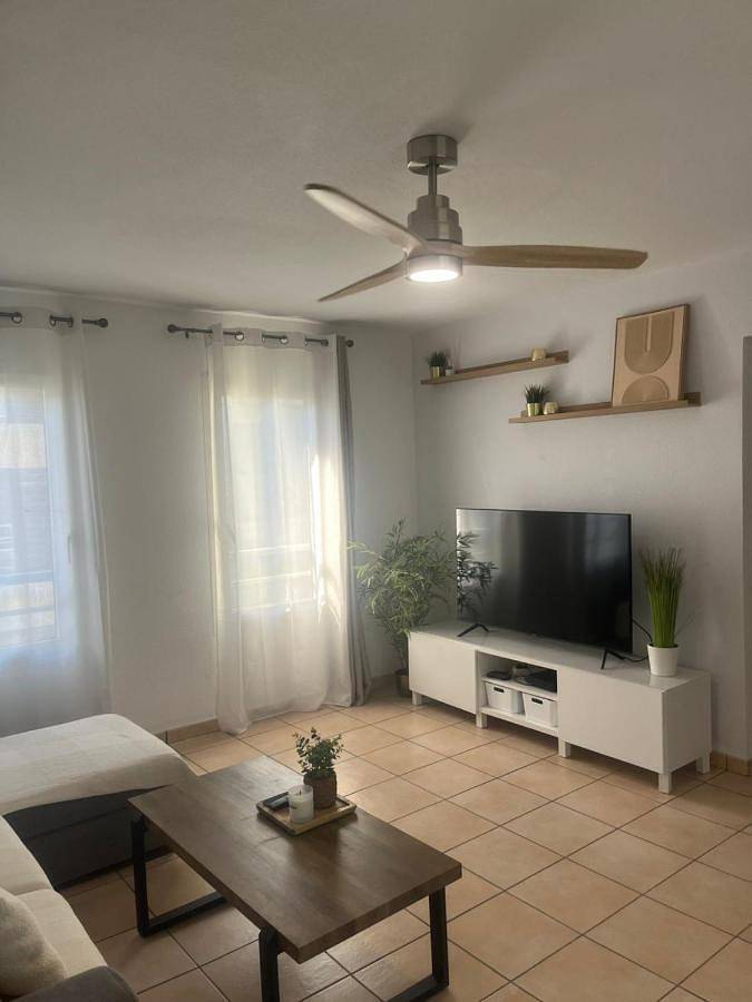 Holiday apartment for 4 people, with pool and view as well as garden and balcony - 1