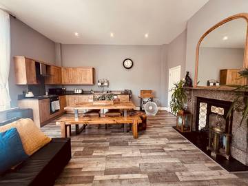 Glamping for 6 People in Matlock, Derbyshire, Photo 2