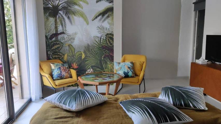 Chambre d’hôte pour 5 personnes, avec piscine ainsi que jardin et vue à Sète - 3