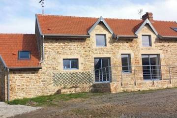 Gîte pour 8 personnes, avec terrasse, animaux acceptés à Saint-Pierre-Langers
