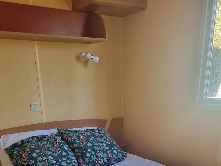 Camping La Garenne - Mobilheim 6 personen - 07 Résidence La Garenne, 32m2, 3Zimmer, Klimaanlage + überdachte Terrasse + Tv + Geschirrspüler 1/6 Pers. in Peyrignac, Périgord Noir