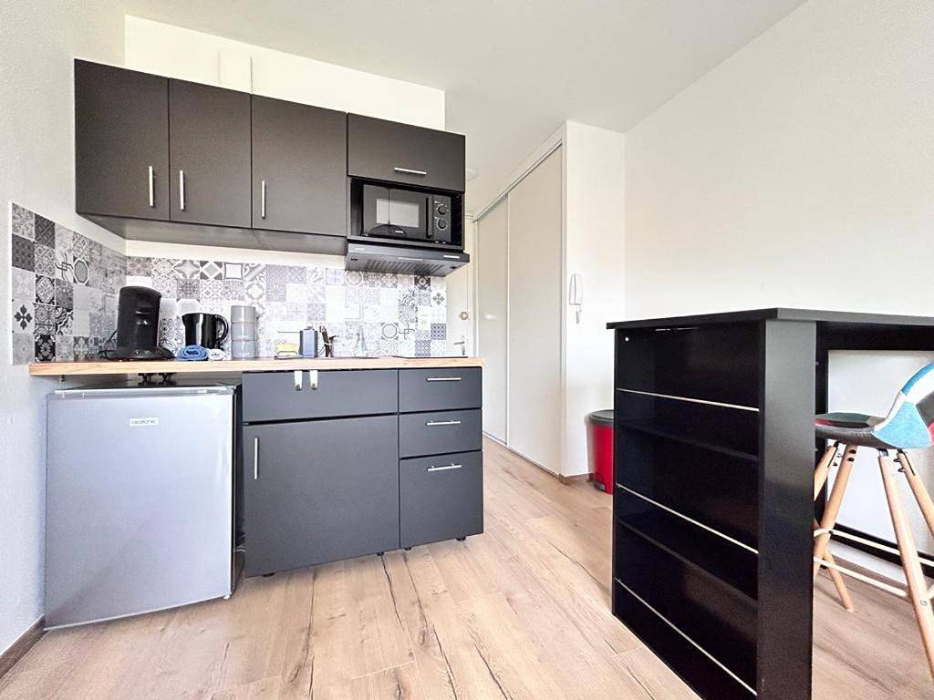 Appartement entier, Studio confortable et lumineux proche des hôpitaux - Hotel de ville Beaumont in Beaumont (Puy-de-Dôme), Parc naturel régional des Volcans d'Auvergne