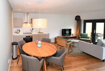 Bungalow voor 4 Personen in Nederlandse kust, Friesland, Afbeelding 2