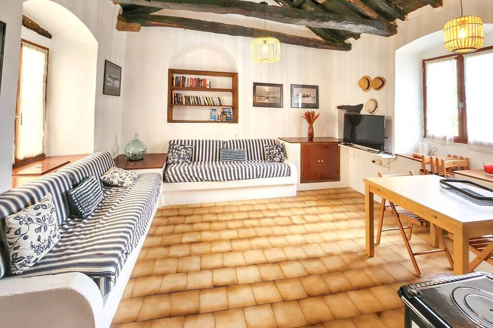 Homerez - Komfortables Haus in Rogliano mit Terrasse und Garten in Rogliano, Cap Corse