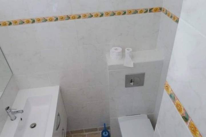 Gîte pour 2 personnes, avec jardin ainsi que piscine et balcon à Pierrefeu-du-Var - 2