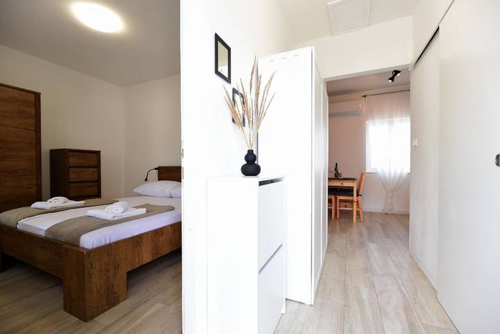 Apartament wakacyjny dla 3 osób, z taras w Ljubac