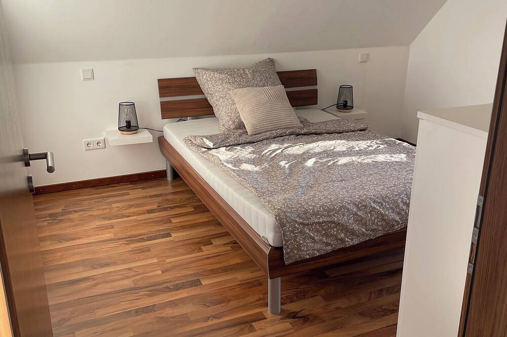 Ganze Wohnung, Ferienwohnung direkt am See in Kalkar, Niederrhein