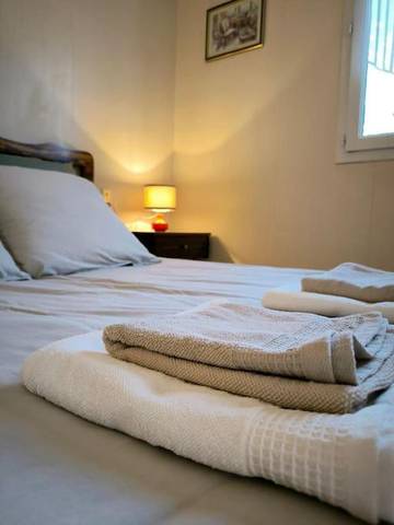 Gîte pour 8 personnes, avec jardin et vue à Réalmont