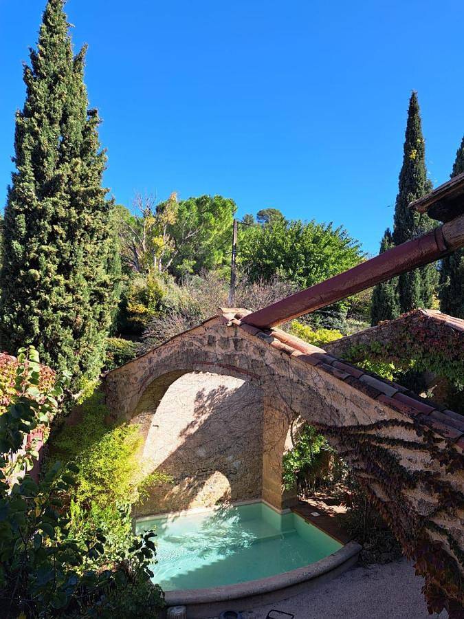 Gîte pour 2 personnes, avec piscine et jardin à Rognes - 3
