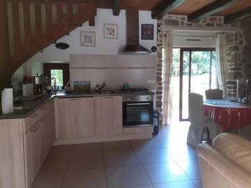 Gîte pour 4 personnes, avec terrasse à Saint-Gilles-Pligeaux