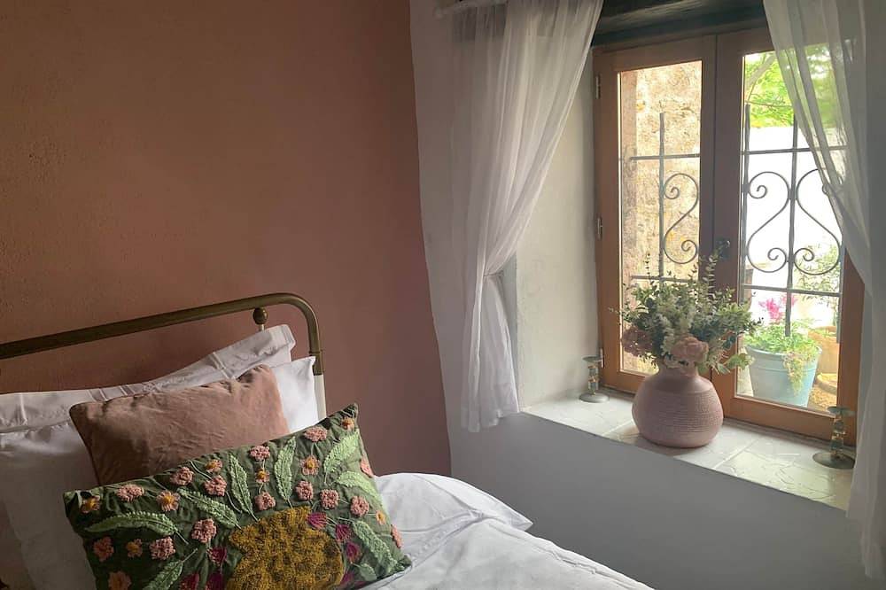 Charming rural retreat in Lussac-les-Églises, Bellac und Umgebung