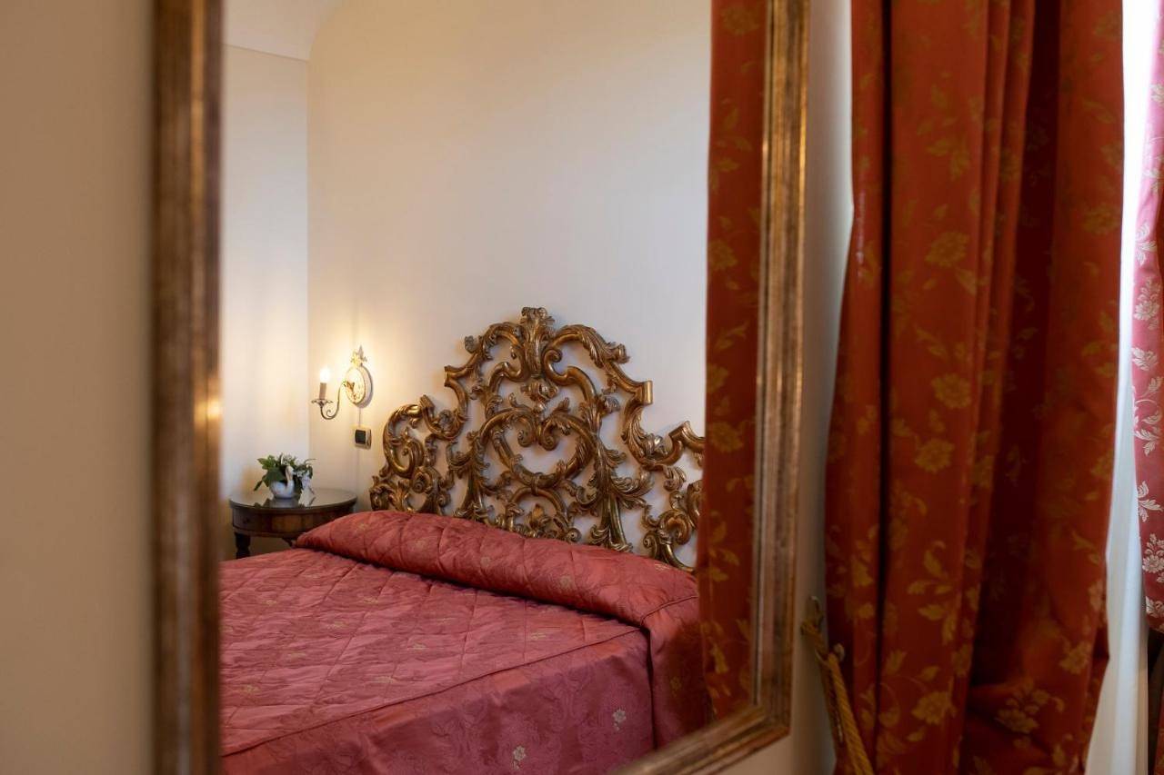 Amalfi Old Square room & apartments , 73 steps from the street in Spiaggia libera Amalfi (Amalfi), Amalfi