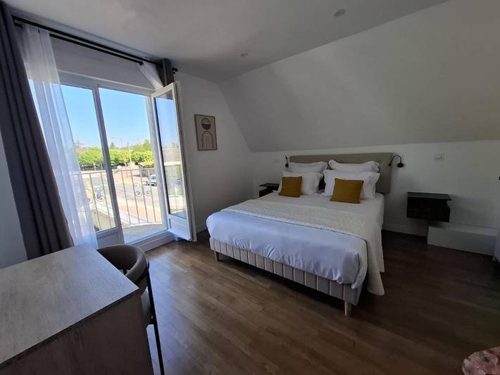 Chambre d’hôte pour 3 personnes, avec Terrasse ainsi que Jardin et Vue